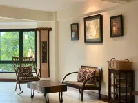 ذي إكس واي إم هوتل