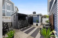 Spacious Patio and Modern Amenities - Gorgeous Coastal Getaway Hotel a Wildwood Crest