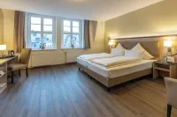 Hotel Ratskeller Schwarzenberg Hotel dekat Schauanlage Heimatecke Waschleithe