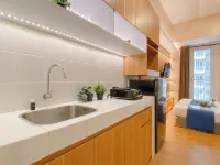 Stylish Designed Studio at Tokyo Riverside Pik 2 Apartment Các khách sạn ở Teluknaga