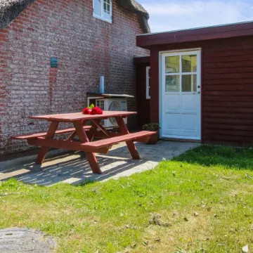 "Saarah" - 25km from the Sea