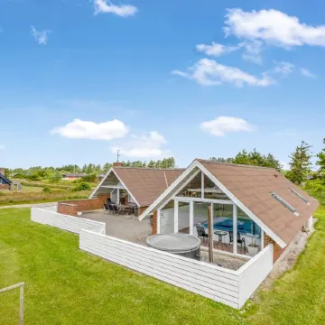 "Tuomi" - 900m from the Sea