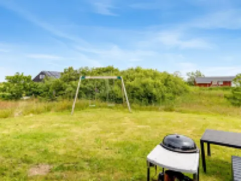 "Svenny" - 800m from the Sea