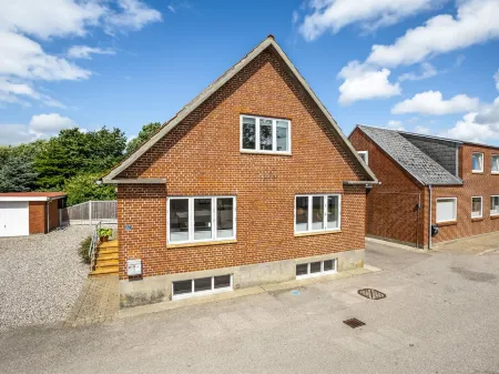 "Ancel" - 1.5km to the Fjord Отели в г. Tim