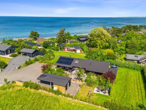 "Tuulikki" - 100m from the Sea