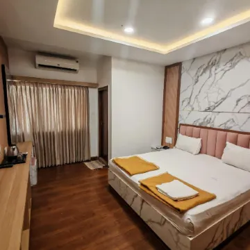 Hotel Geetha International