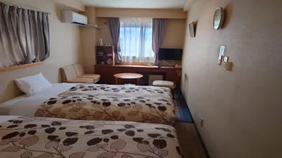 비즈니스 호텔 고이 힐스 Main Building of Iioka Hachimangu 주변 호텔