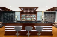 Country Inn Suites by Radisson Gurgaon Sector 12 - Quầy bar