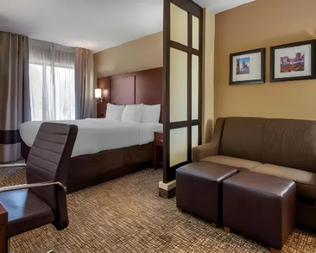 舒適套房酒店-諾曼湖亨特斯維爾 亨特斯維爾酒店