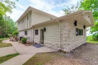 Byrdstown Home on 65 Acres w/ Pool, Trail to Lake! - Boutique