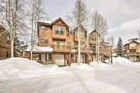 Winter Park Townhome w/ Hot Tub, Ski Shuttle! - Pet friendly