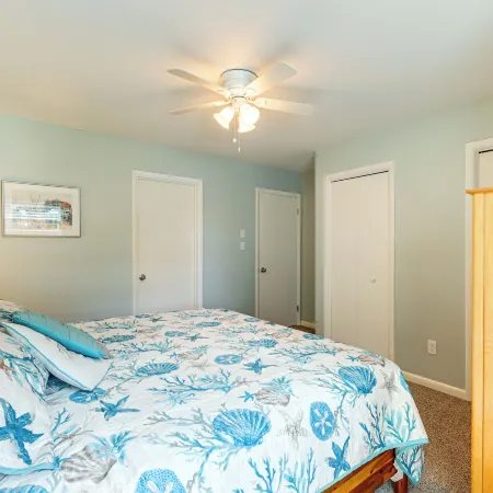Family Retreat w/ Pool, Hot Tub & Near Fenwick!
