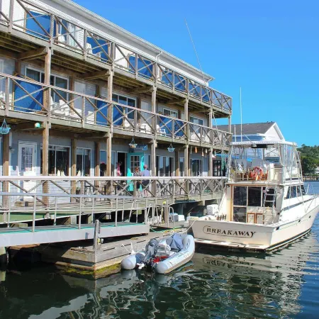 Fisherman's Wharf Inn