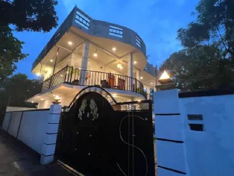 埃奧利韋利加馬 鄰近波瓦塔河的酒店