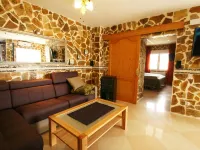 Basket, second home Comfortable Vacation Home Hotels in Els Poblets