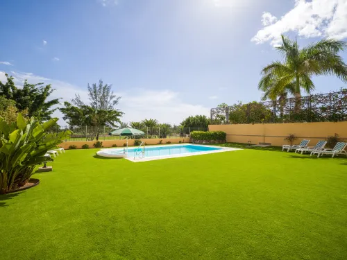 Chalet in Maspalomas by Golf & Private Pool - Alphydda