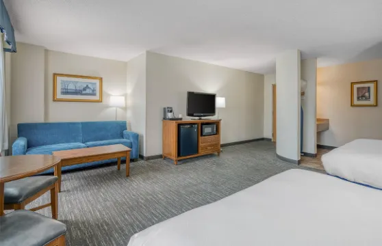 賀雪伊麗莎白鎮貝斯特韋斯特SureStay Plus酒店