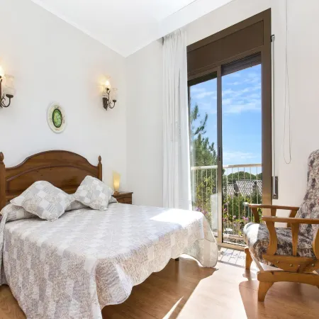 Relaxing villa with garden near Lloret de Mar