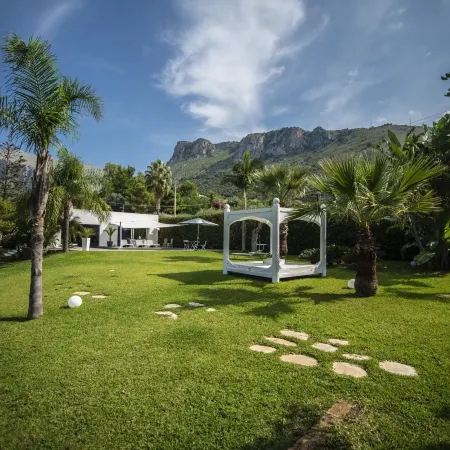 Villa in Terrasini with Pool Near Magaggiari Beach
