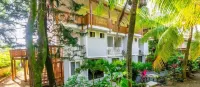 Roatan Airport Boutique Resort Hotel a Mud Hole