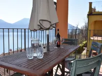 Garden Flat by Lake Maggiore Hotels in Oggebbio