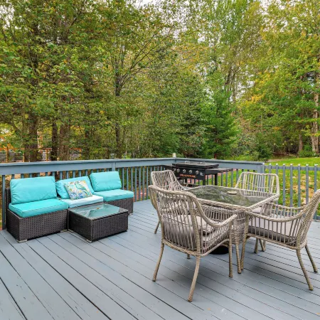 Fire Pit and Hot Tub Peaceful Poconos Farms Getaway