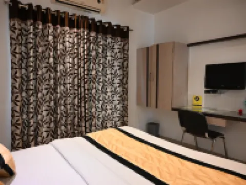 Hotel Shradha Saburi Palace シルディのホテル