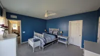 Spacious Entire Home Walking Distance to Village