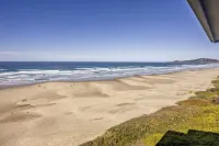 Oceanfront Condo: Panoramic Views, Jacuzzi, Romantic Nye Beach Getaway Newport 뉴포트 호텔