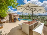 Villa in Montefrio near Iznajar Lake Hotels in Comarca de Loja