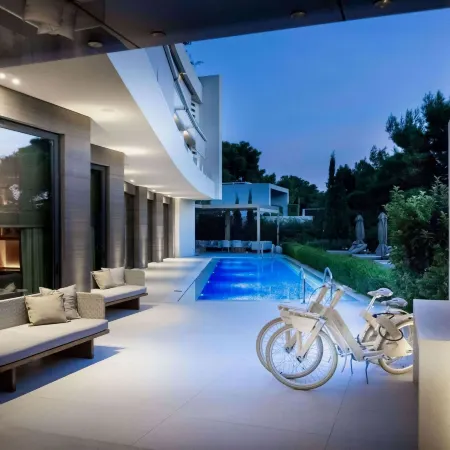 Somewhere Boutique Hotel Vouliagmeni Отели рядом с достопримечательностью «Пляж Астир»