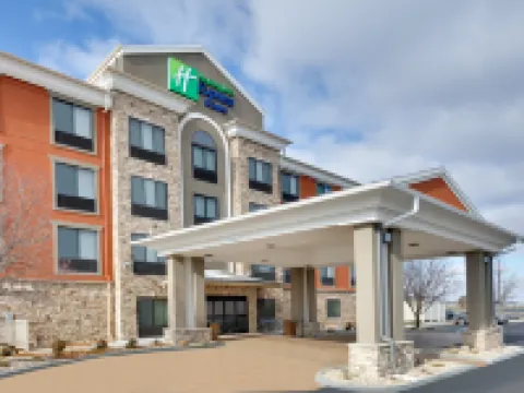 Holiday Inn Express & Suites MITCHELL by IHG Hotels in Mitchell