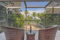 Honeymoon? Anniversary? Romantic Getaway? Perfect Sunsets from Your Own Beach!