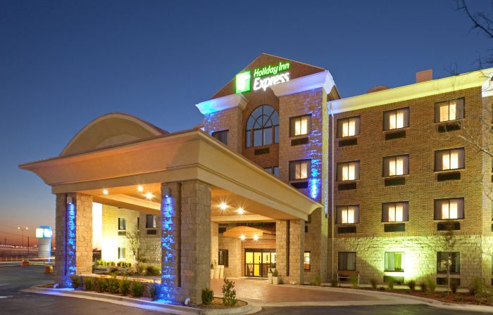 Holiday Inn Express & Suites LUBBOCK WEST by IHG
