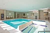홀리데이 인 익스프레스 호텔 & 스위트 덴버 이스트-피오리아 스트리트 바이 IHG - 욕조