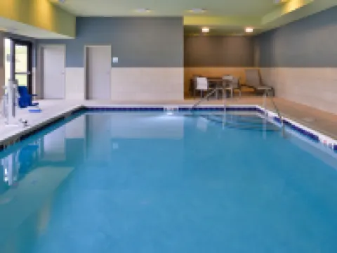 Holiday Inn Express & Suites OLATHE WEST by IHG Hotels in Olathe