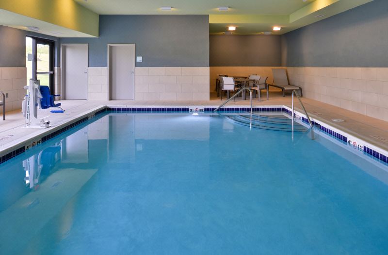 Holiday Inn Express & Suites Olathe West by IHG photo 2