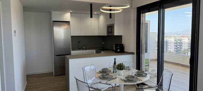 Luxurious 2-Bedroom Apartment in Arenals del Sol with Pool and Sea Views Отели в г. Эльче