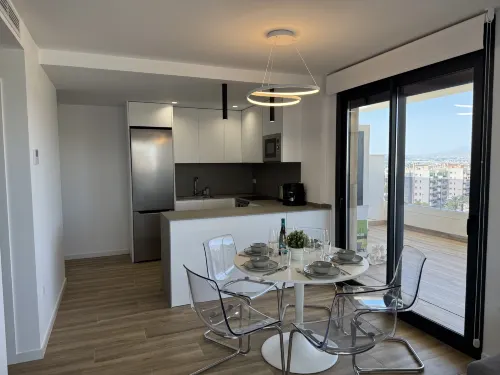 Luxurious 2-Bedroom Apartment in Arenals del Sol with Pool and Sea Views - 景觀
