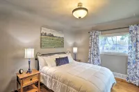 Comfy and Cozy Kalispell Home Walk to Downtown