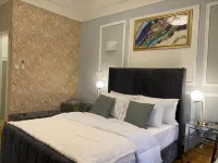 5 Start luxury rooms with presidential Comfort well equipped Hotels in Fako