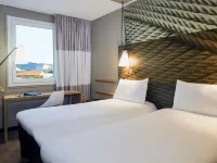 Ibis Toulon La-Seyne Hotels in La Seyne-sur-Mer