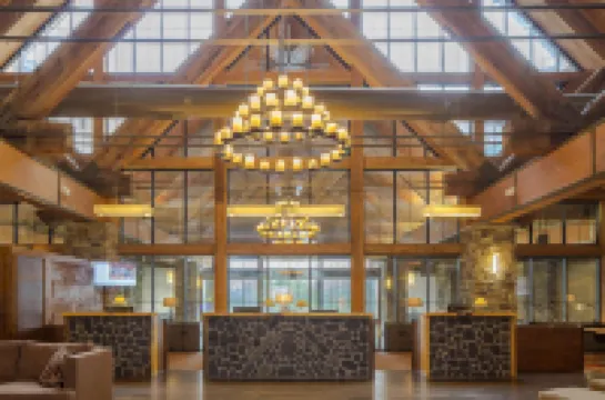 Hilton Grand Vacations Club Paradise Point Hollister Hotels in Ridgedale