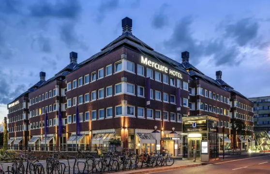 塞文林霍夫科隆市美居酒店