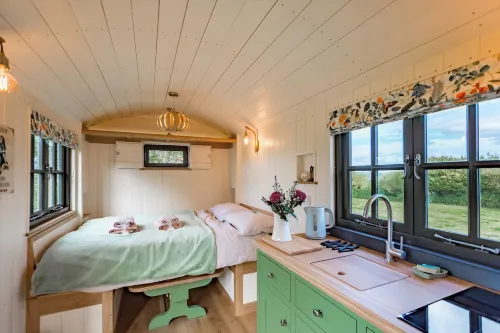 Corner House - Homestays