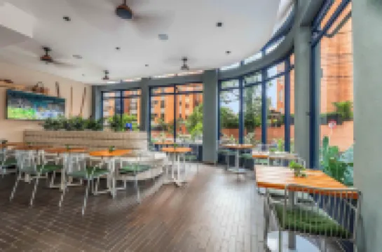 維卡公寓酒店百年紀念