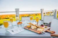 Private Beach and Spectacular Views - Charming Family Retreat