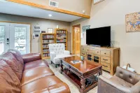 1 Mi to Park and Boat Ramp! Lake Texoma Retreat - Wifi