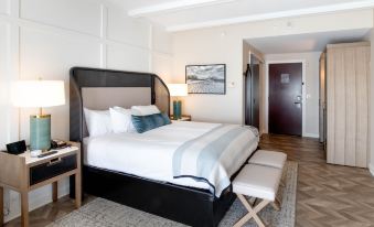 The Inn at Harbor Shores