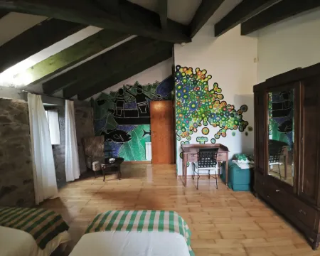 Casa O Cruceiro de Aguiar Hoteles en Deza